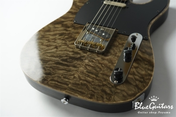 Delta 5A Quilt Top - Trans Black