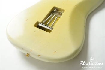 Type S "Medium Aging" Mary Kaye Blonde #016