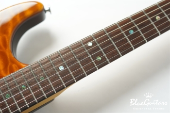 Standard Quilt Maple Top - Trans Honey / Matching Quilt Headstock