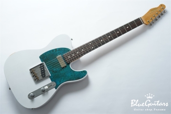 Model T. Patina #207 Light Aged - White Blonde with Blue