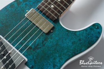 Model T. Patina #207 Light Aged - White Blonde with Blue