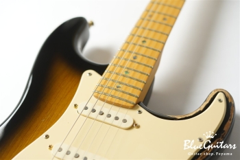 50th Anniversary American Deluxe Stratocaster - 2-Color Sunburst