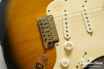 50th Anniversary American Deluxe Stratocaster - 2-Color Sunburst