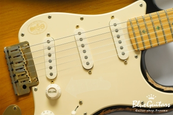 50th Anniversary American Deluxe Stratocaster - 2-Color Sunburst