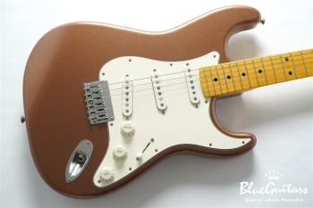 Model S.Plain #229 Light Aged - Faded Burgundy Mist