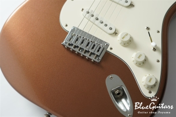 Model S.Plain #229 Light Aged - Faded Burgundy Mist