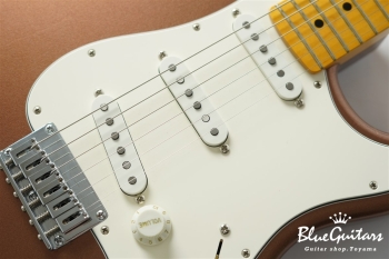 Model S.Plain #229 Light Aged - Faded Burgundy Mist