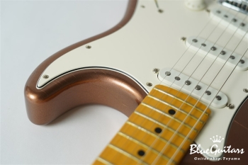 Model S.Plain #229 Light Aged - Faded Burgundy Mist