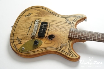 Magic 13 Guitar - Oak / Deity / No eye