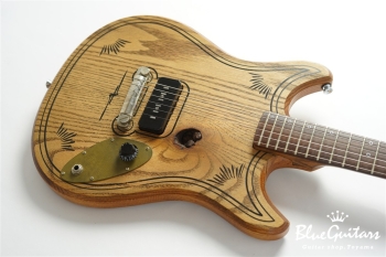 Magic 13 Guitar - Oak / Deity / No eye
