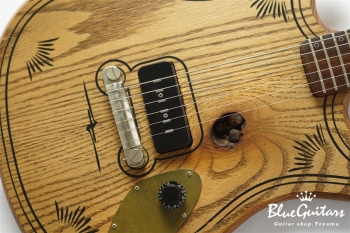 Magic 13 Guitar - Oak / Deity / No eye