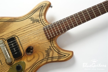 Magic 13 Guitar - Oak / Deity / No eye