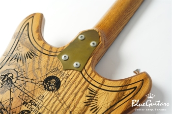 Magic 13 Guitar - Oak / Deity / No eye