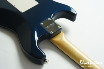 MC1-STD/R - Dark Lake Placid Blue