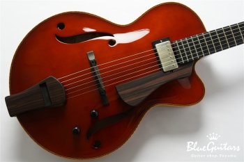 Wagtail 15 inc Spruce Top / Figured Maple Side ＆ Back