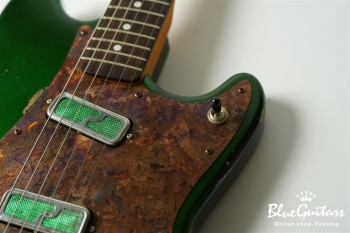 IRIS Patina #116 Medium Aged - Metallic Green over 3Tone Sunburst with Copper Red