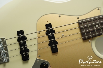 MJ1-STD/R - OWH w/ Acrylic Gold Pickguard