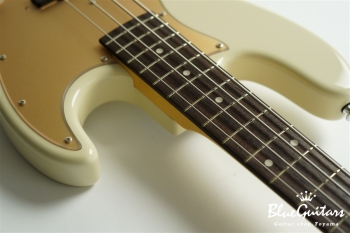 MJ1-STD/R - OWH w/ Acrylic Gold Pickguard