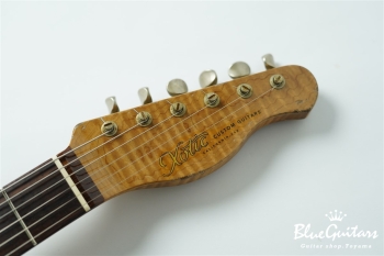 XTC-1 Shoreline Gold over 3Tone Burst Heavy Aged / Alder / Master Grade Roasted Flame Maple #3909