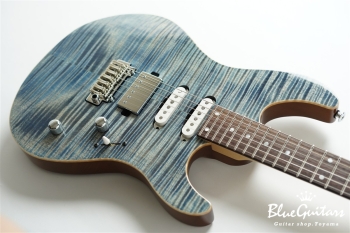 FUTURA-S SSH / Flame Maple Top, Fiji Mahogany Back - Faded Lazuli Blue