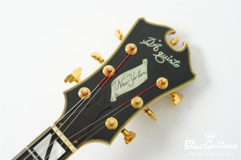 DQ-NYE - Almond Burst