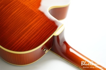 DQ-NYE - Almond Burst