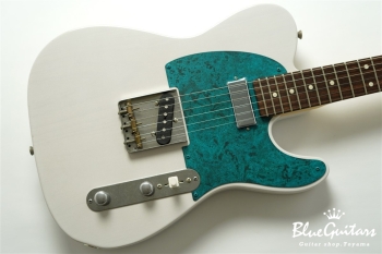 Model T. Patina #249 Light Aged - White Blonde with Blue