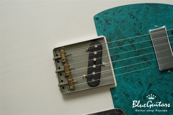 Model T. Patina #249 Light Aged - White Blonde with Blue