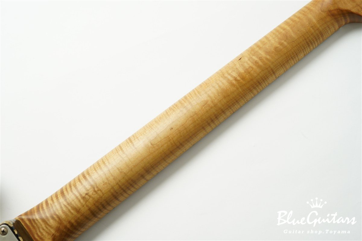 XSC-4 2Tone Burst Heavy Aged / Ash Body / Roasted Flame Maple Neck