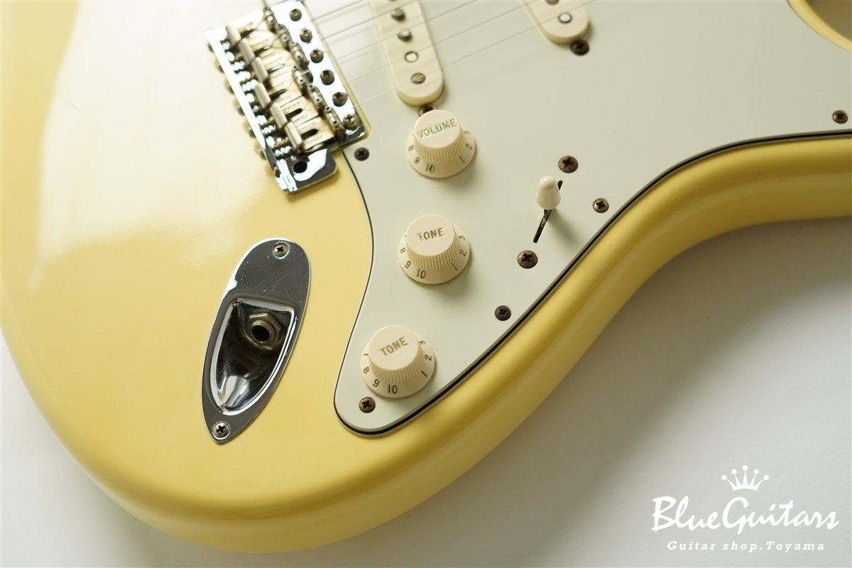 American Vintage 62 Stratocaster 2000 - Vintage White