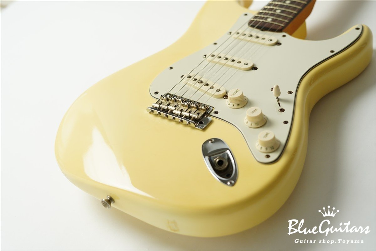 American Vintage 62 Stratocaster 2000 - Vintage White