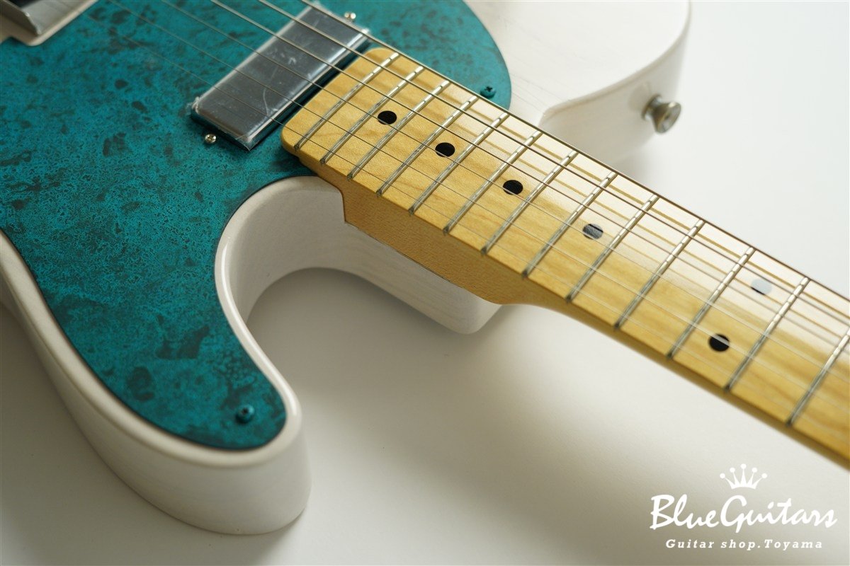 Model T. Patina #248 Light Aged - White Blonde with Blue