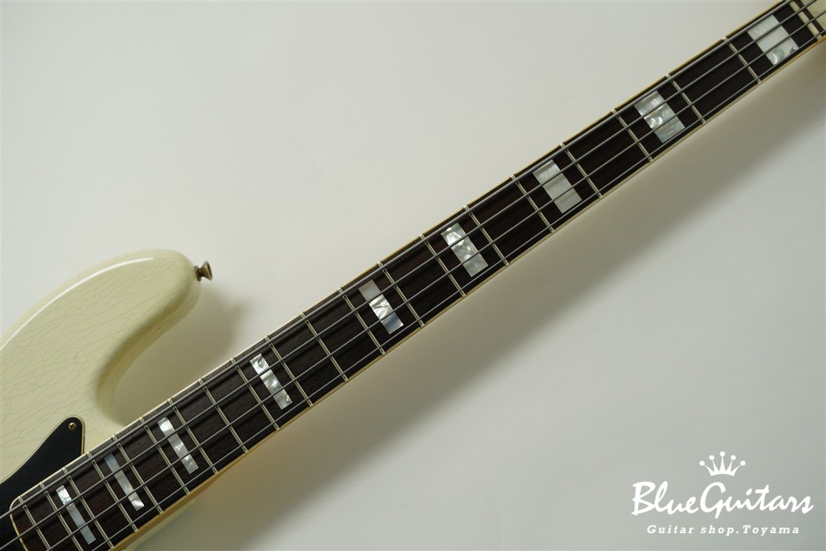 Limited Edition Custom Jazz Bass Journeyman Relic - Aged Olympic White / PHC