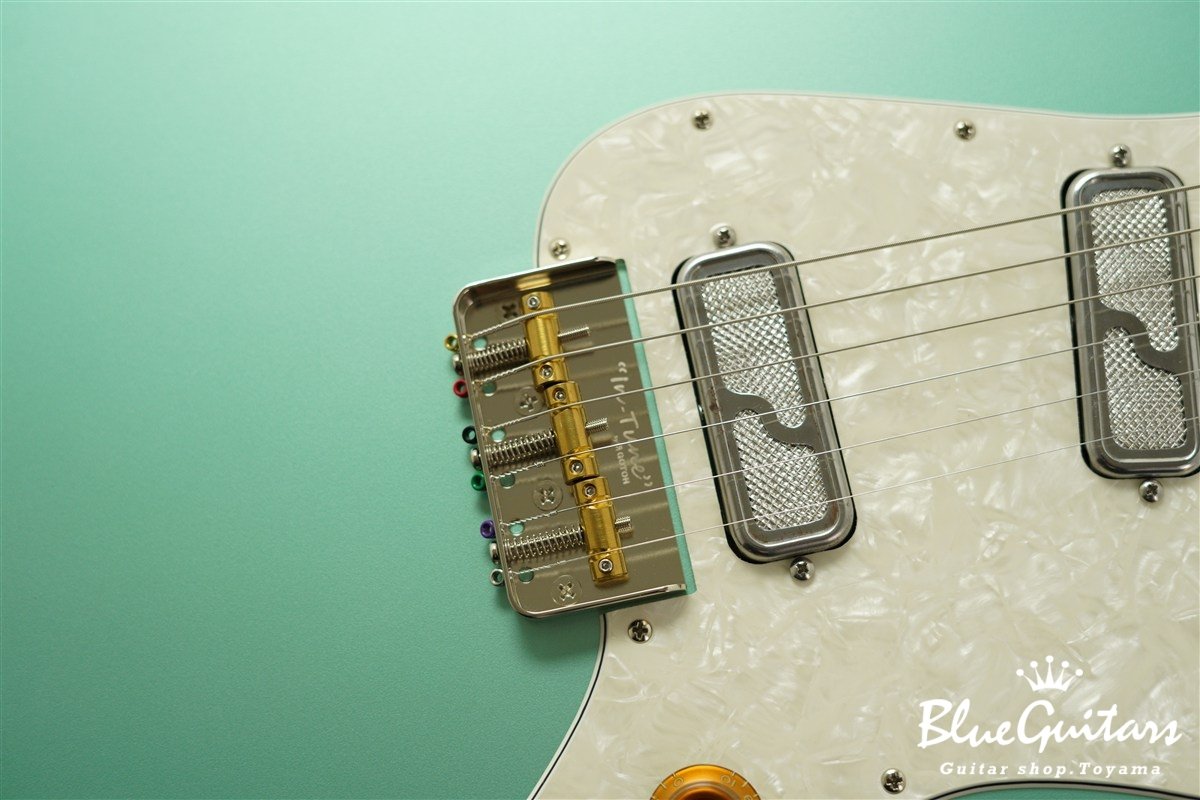 IRIS Glassy - Basil Green Firemist