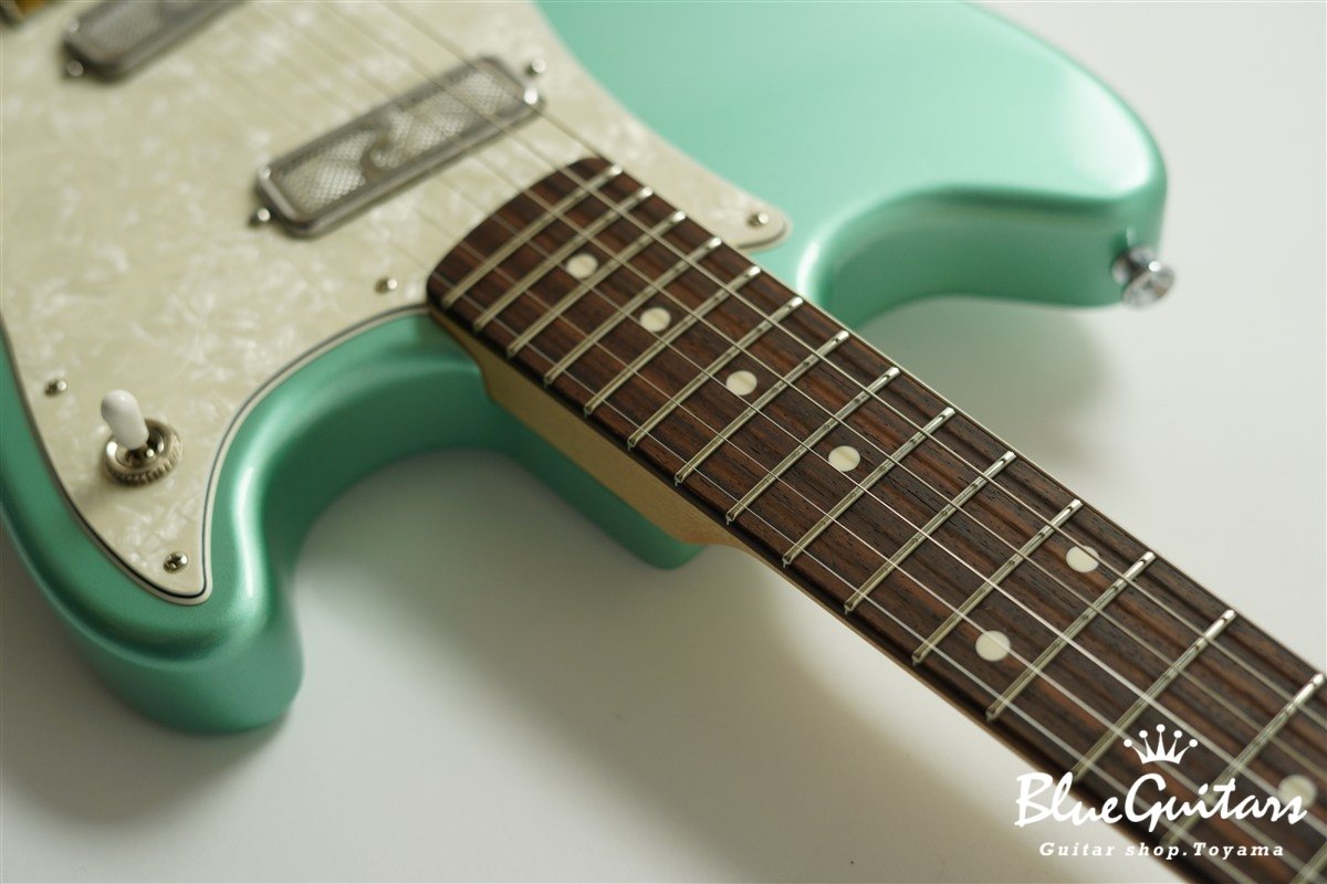 IRIS Glassy - Basil Green Firemist