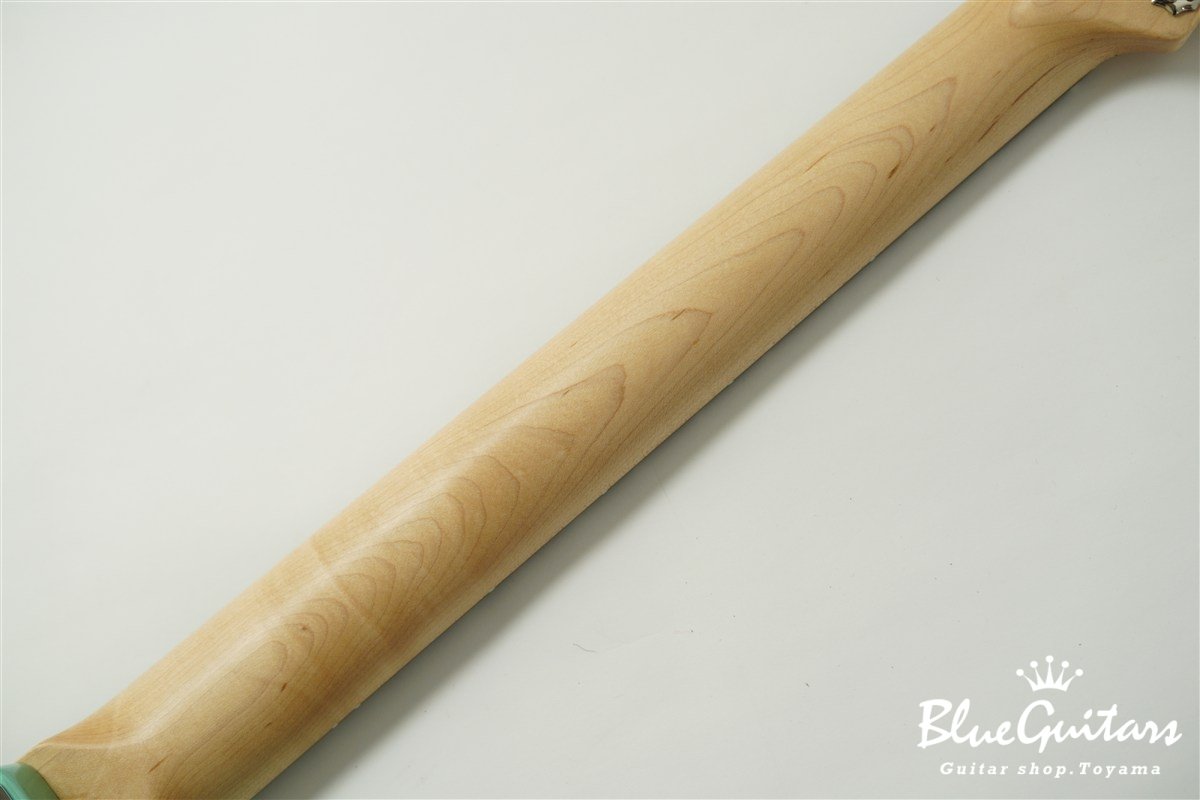 IRIS Glassy - Basil Green Firemist