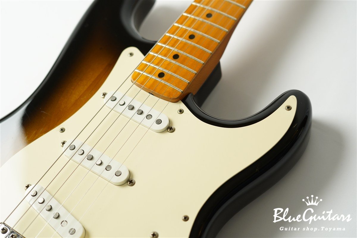 American Vintage 57 Stratocaster 1987 - 2-Color Sunburst