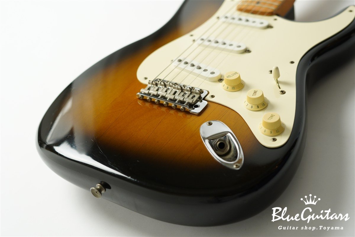 American Vintage 57 Stratocaster 1987 - 2-Color Sunburst