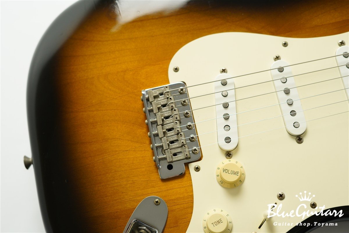 American Vintage 57 Stratocaster 1987 - 2-Color Sunburst