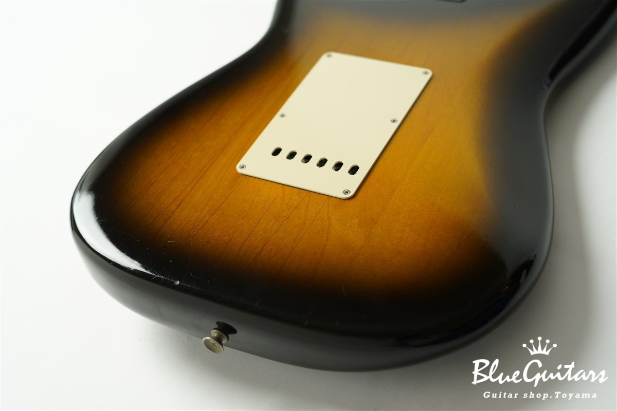 American Vintage 57 Stratocaster 1987 - 2-Color Sunburst