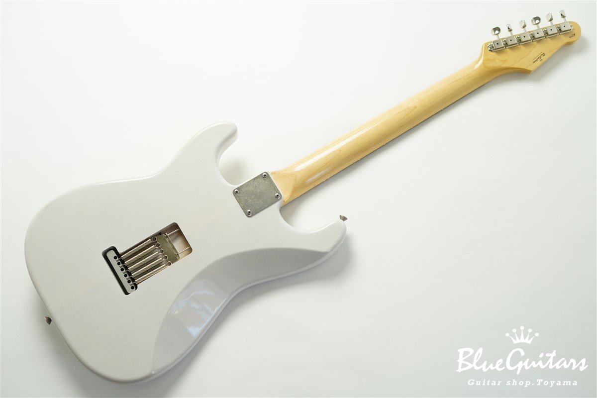 Model S. Patina #246 Light Aged - White Blonde with Silver