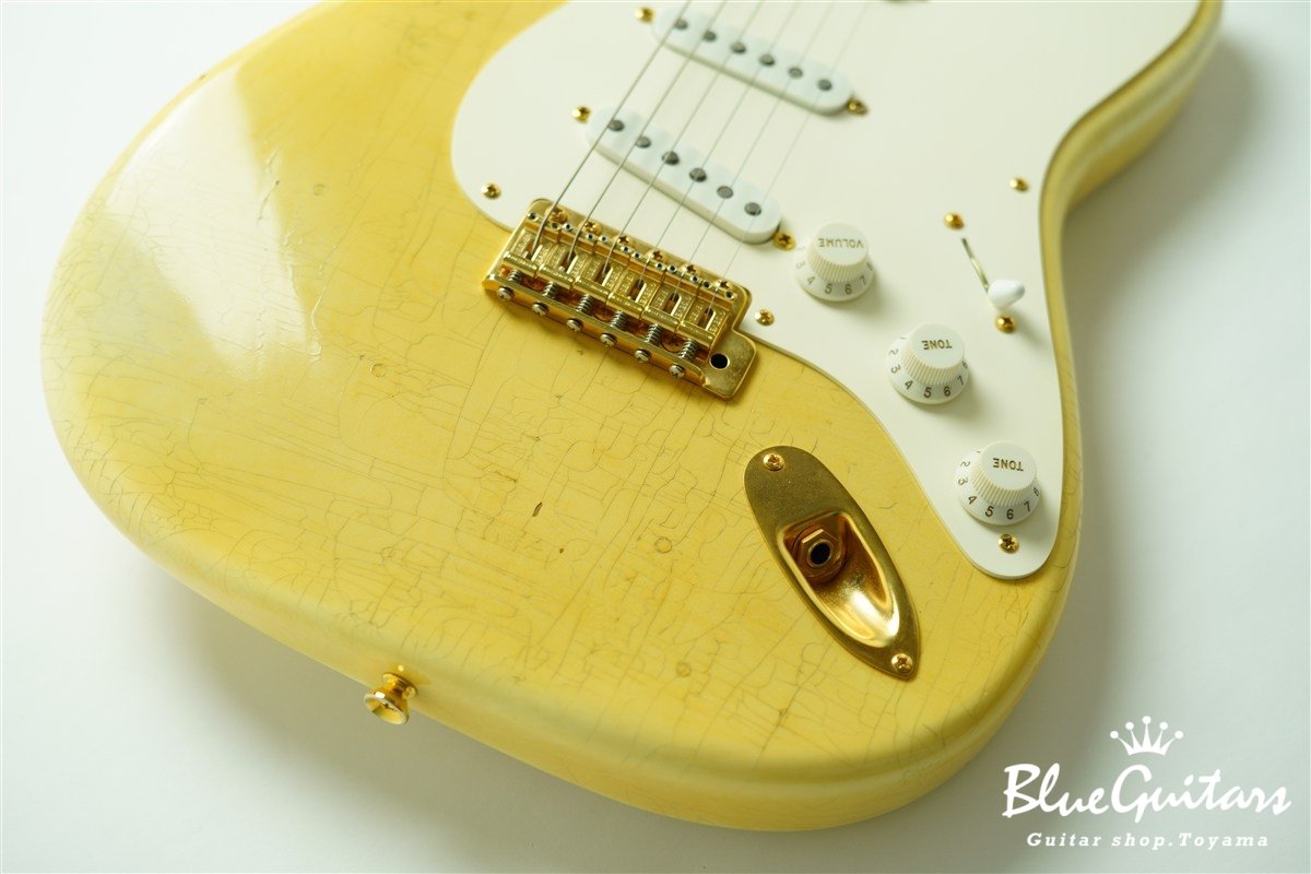 g7-ST/R Lightly Aged - Aged Olympic White w/Gold Hardware