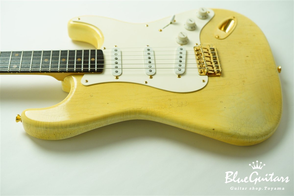 g7-ST/R Lightly Aged - Aged Olympic White w/Gold Hardware