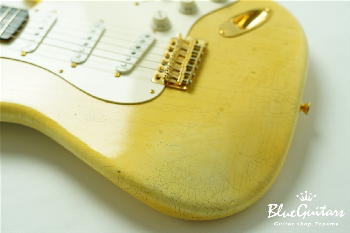 g7-ST/R Lightly Aged - Aged Olympic White w/Gold Hardware