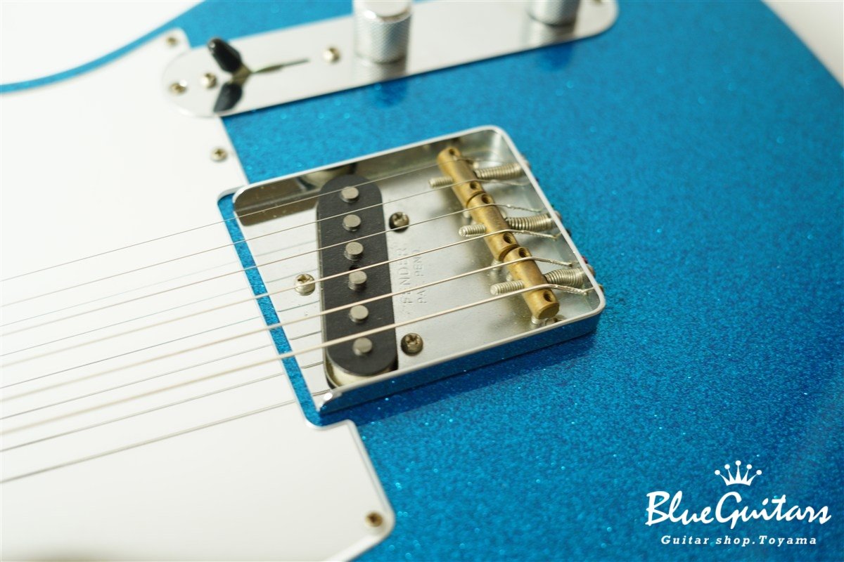 J Mascis Telecaster - Bottle Rocket Blue Flake w/Fender Ombre Hard Case