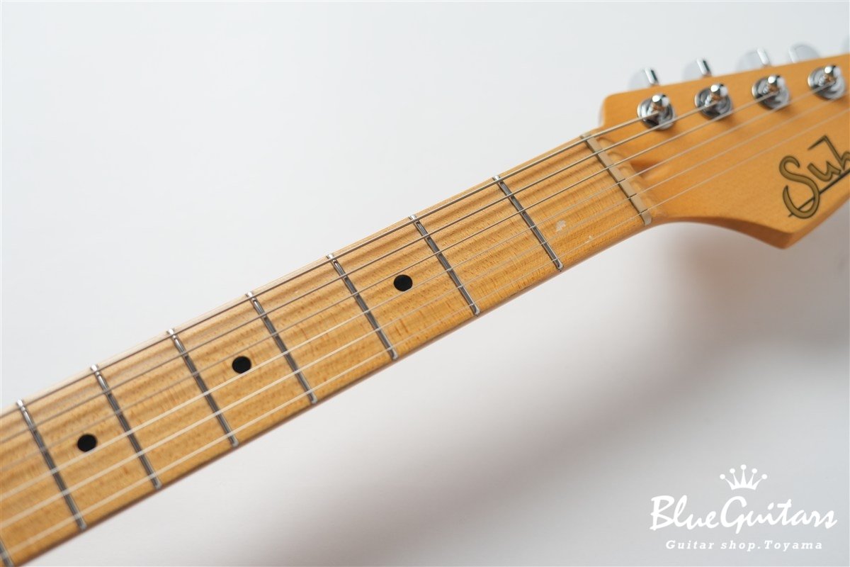JST Classic S Maple Fingerboard HSS - Black