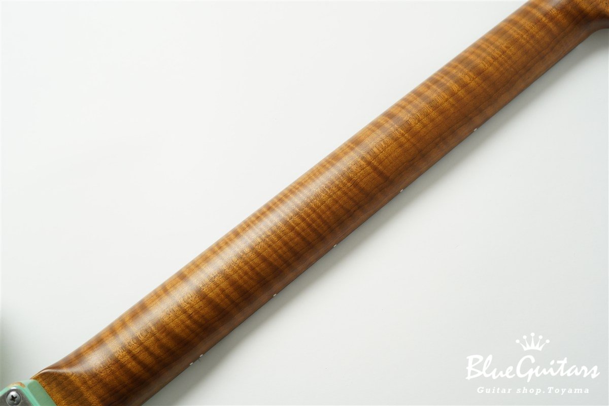 Model T. Patina #280 Medium Aged - Seafoam Green Burst with Copper Pink