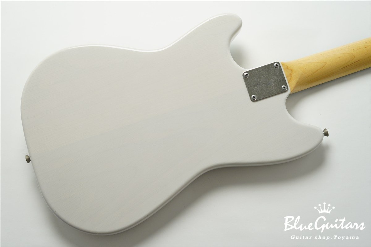 IRIS Patina #282 Light Aged - White Blonde with Blue