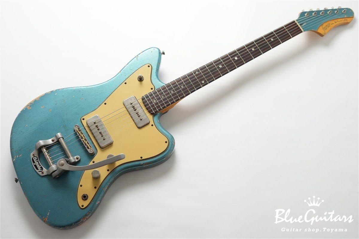 Alt de facto JM6 w/ Bigsby Medium Distress - Lake Placid Blue