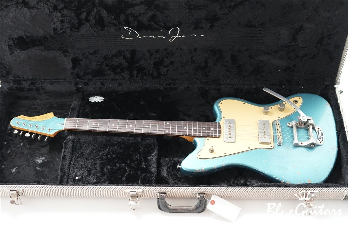 Alt de facto JM6 w/ Bigsby Medium Distress - Lake Placid Blue